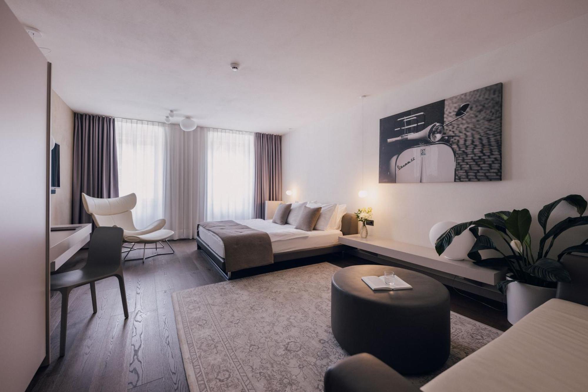 Guesthouse Suiteseven Мерано Екстериор снимка